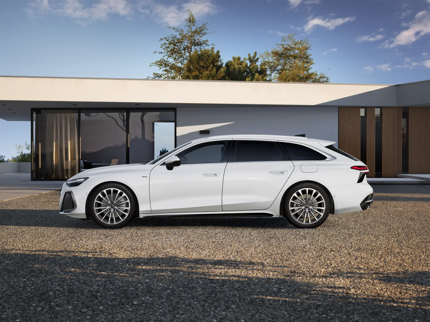 Zdjęcie Audi A6 Avant e-hybrid e-hybrid quattro 220 kW S tronic – Ujęcie: bok