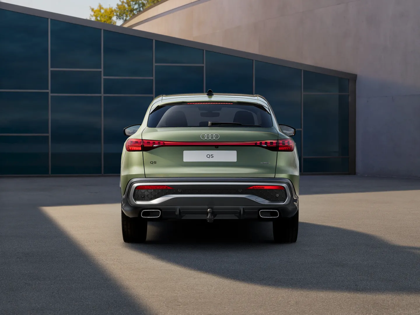 Zdjęcie&nbsp;Audi Q5 Sportback e-hybrid&nbsp;e-hybrid quattro 220 kW S tronic&nbsp;– Ujęcie: tył