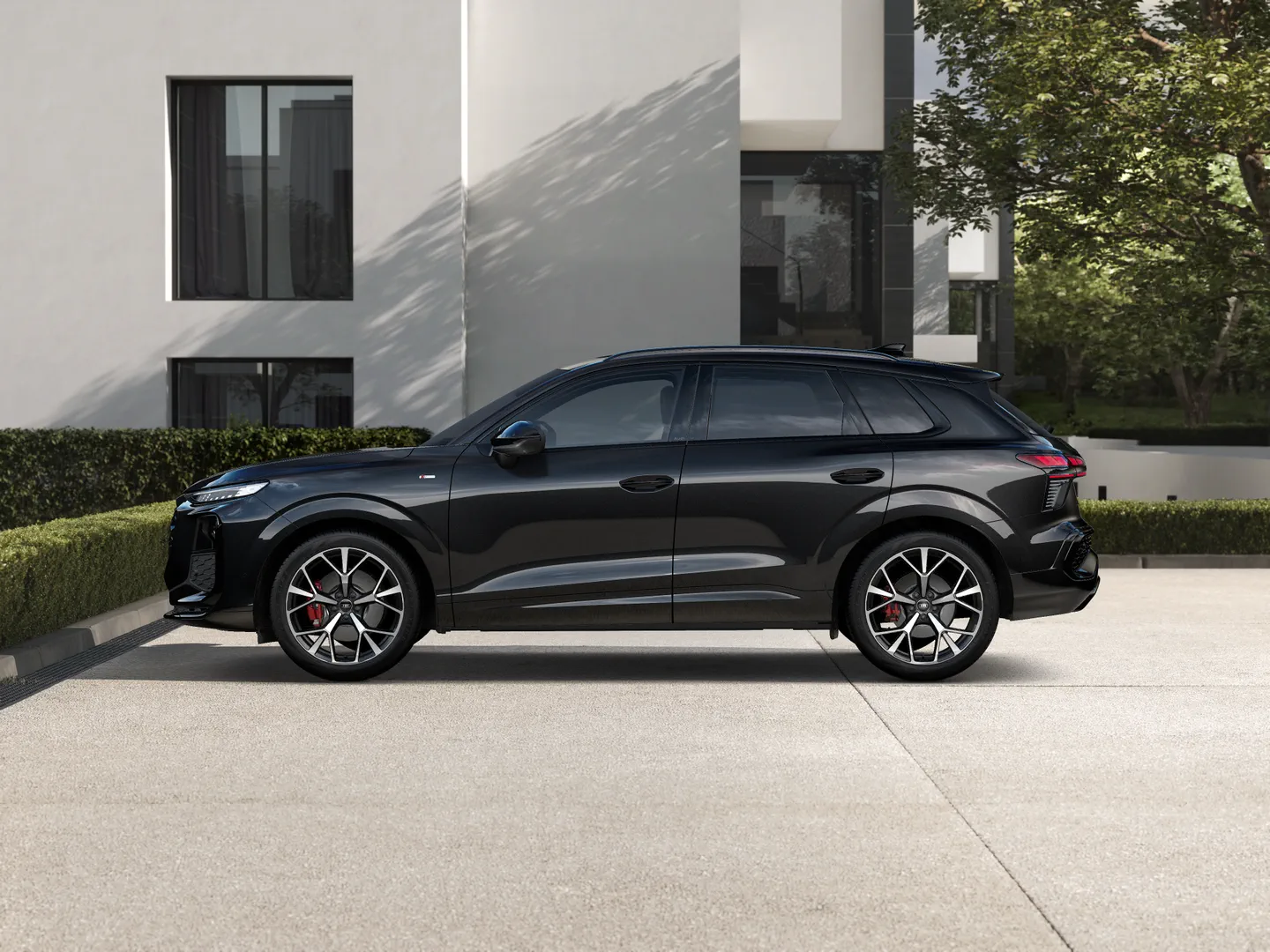 Image about Audi Q3 SUV TFSI quattro 195 kW