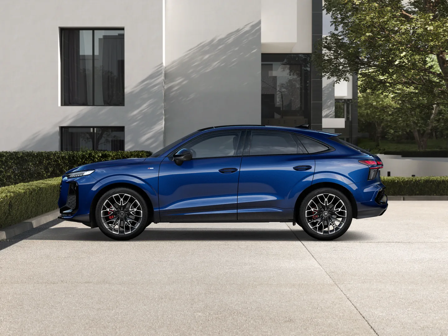 Image about Audi Q3 Sportback TFSI quattro 195 kW