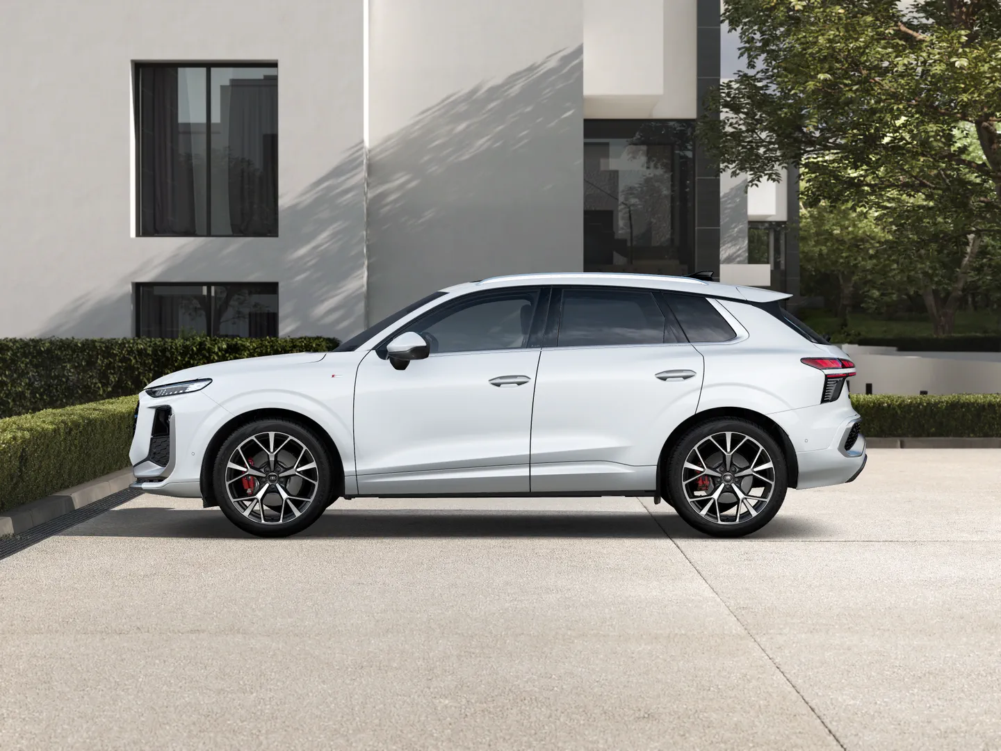 Image about Audi Q3 SUV TFSI quattro 195 kW